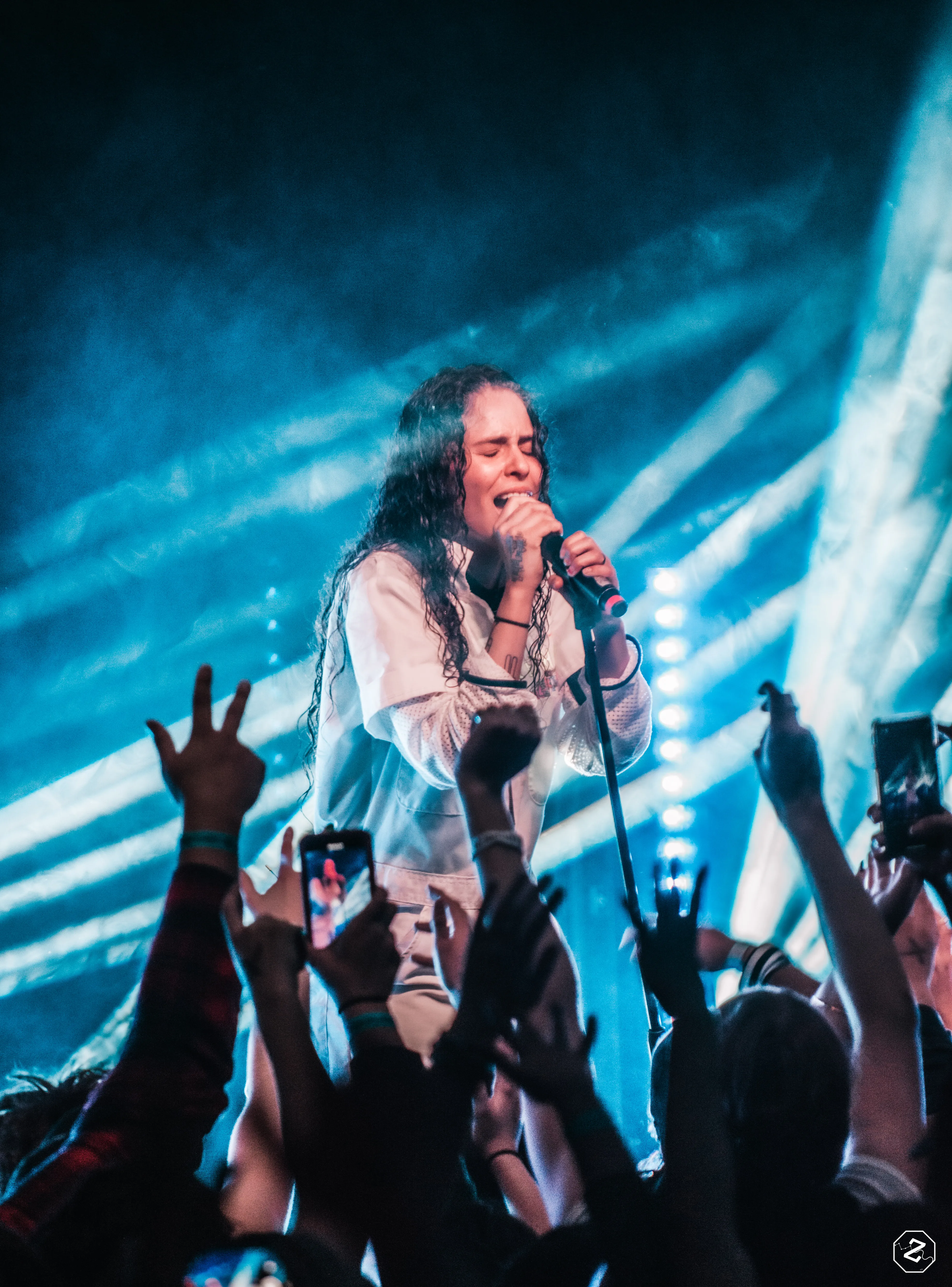 070 Shake — gallery photograph