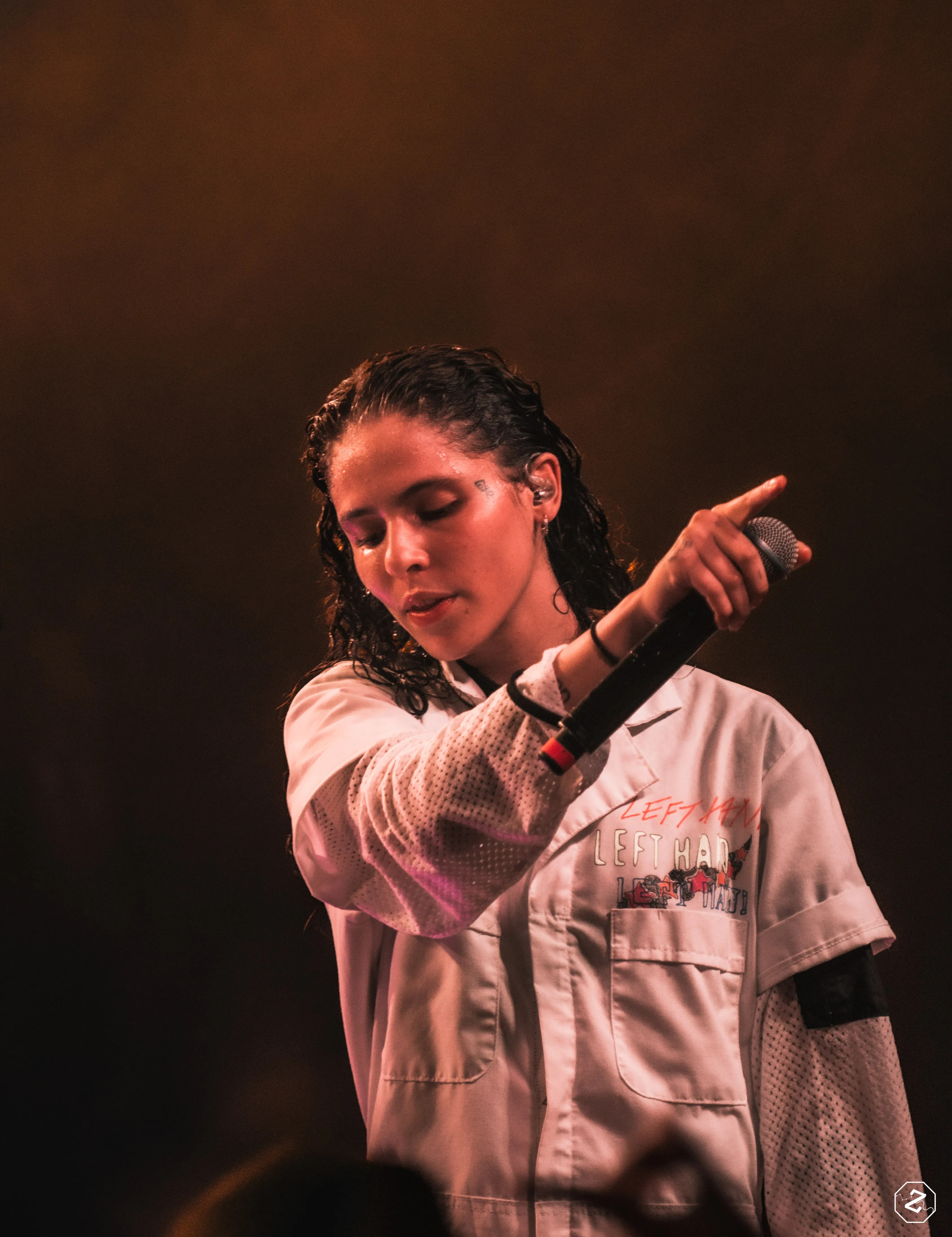 070 Shake — gallery photograph