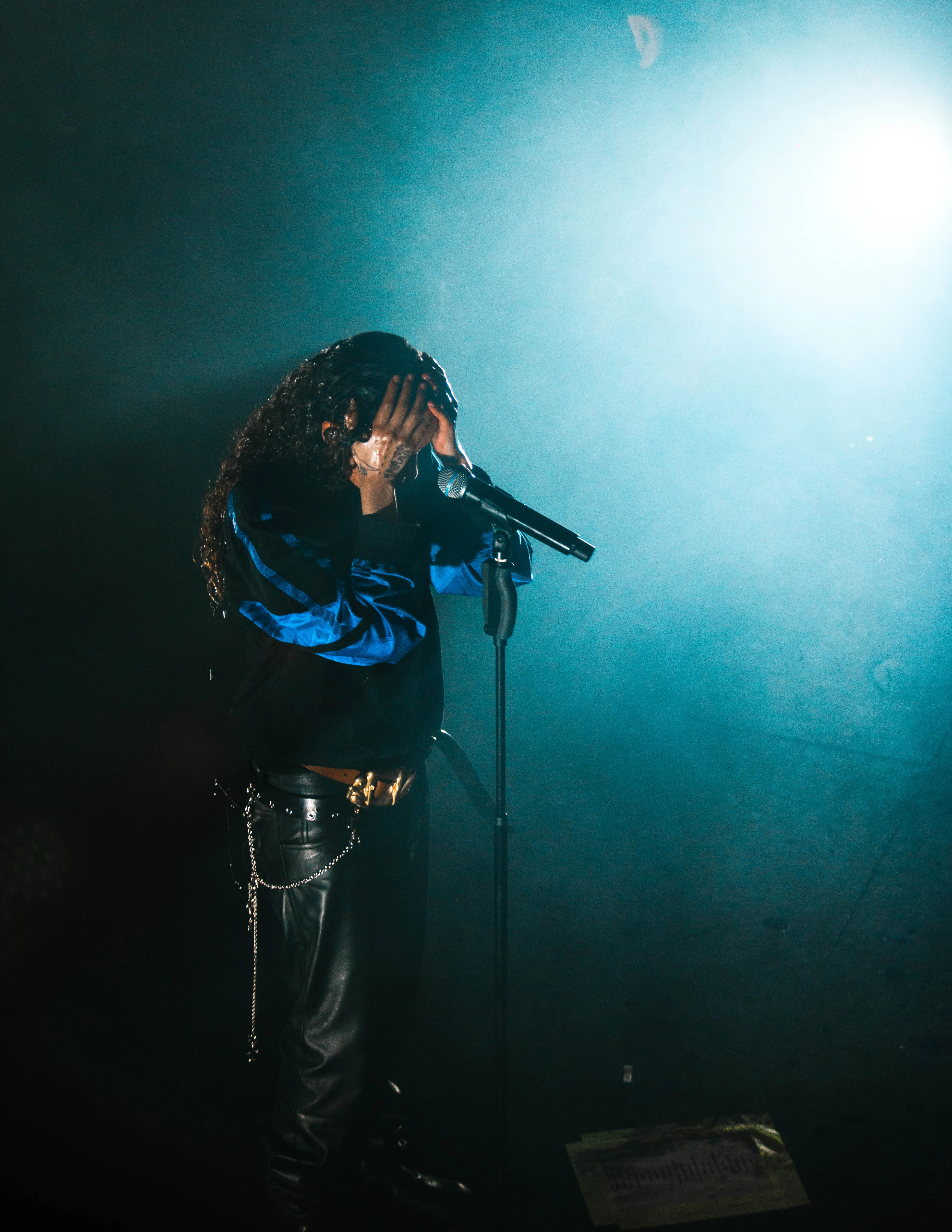 070 Shake — gallery photograph